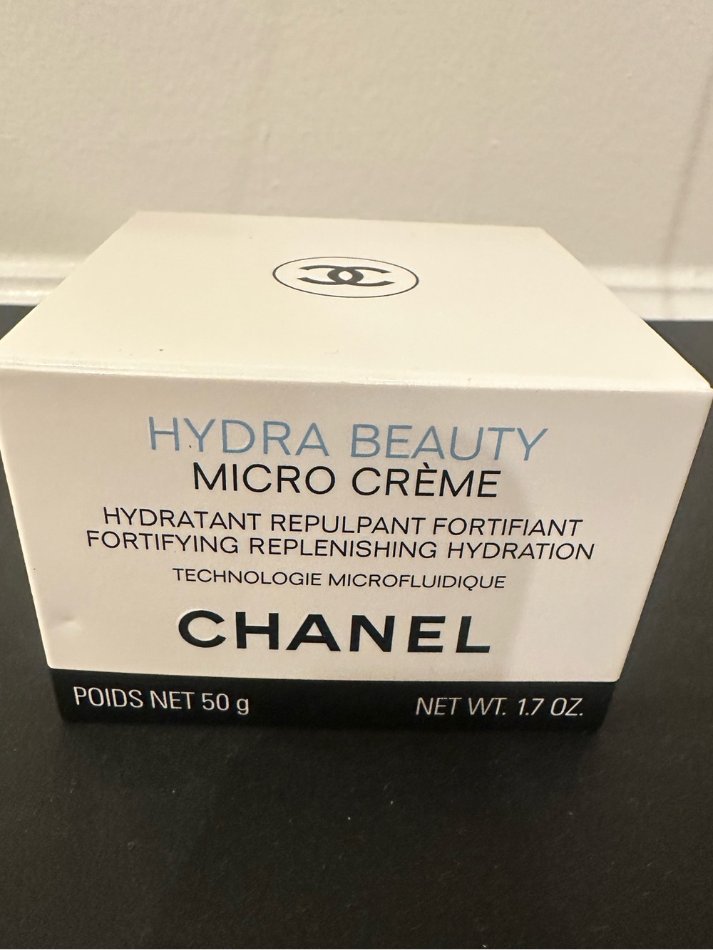 CHANEL Hydra Beauty Micro Crème - - Picture 2 of 4